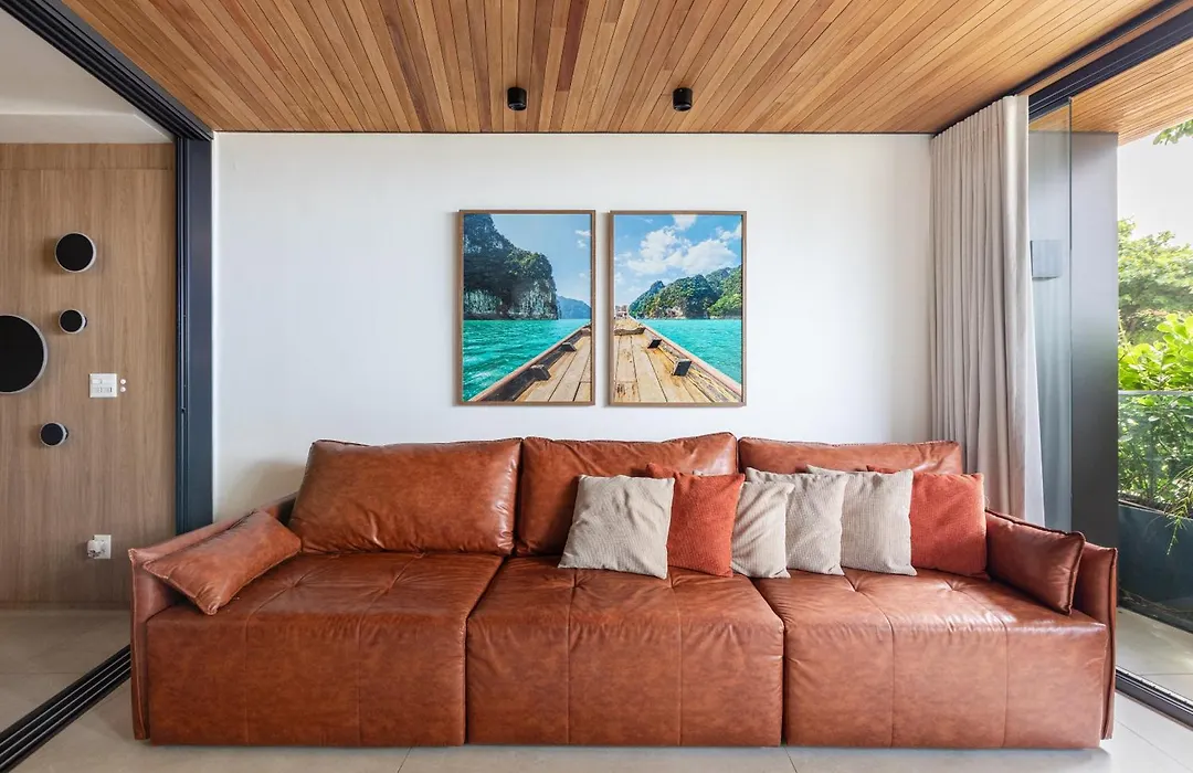 Modern&Fabulous frente Mar-1