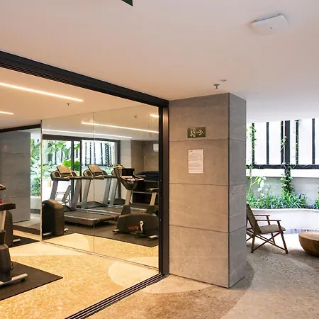 Modern&Fabulous frente Mar-2